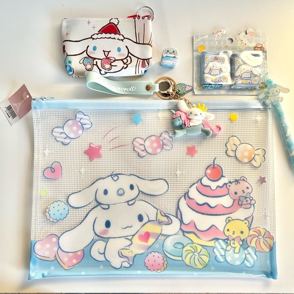 Sanrio Accessories - 🩵Cinnamoroll Adorable Christmas Stocking Stuffer 6-Piece Mini Bundle